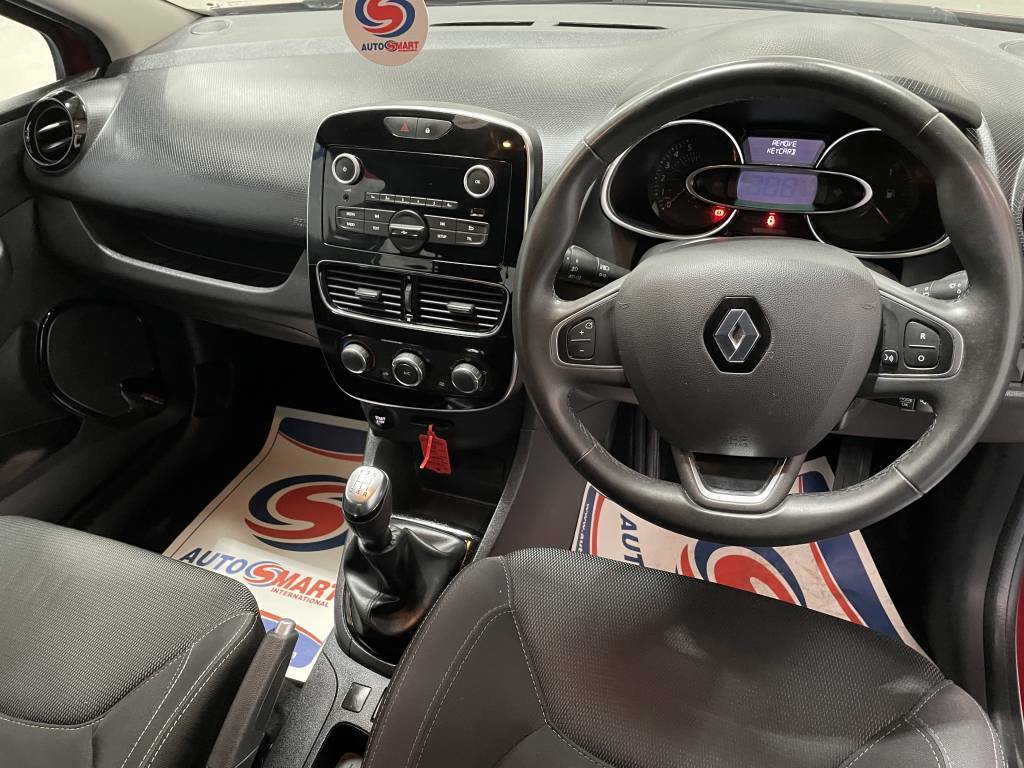 Renault Clio Hatchback 0.9 Tce 75 Play Red #4