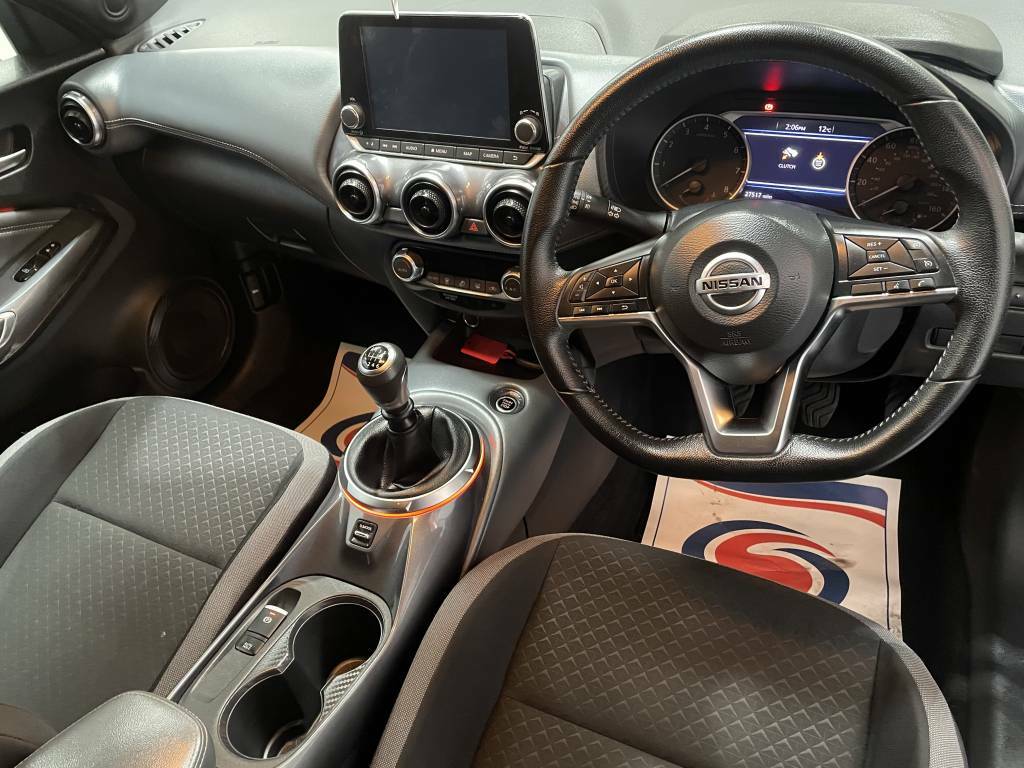 Nissan Juke Hatchback 1.0 Dig-t N-connecta Grey #4