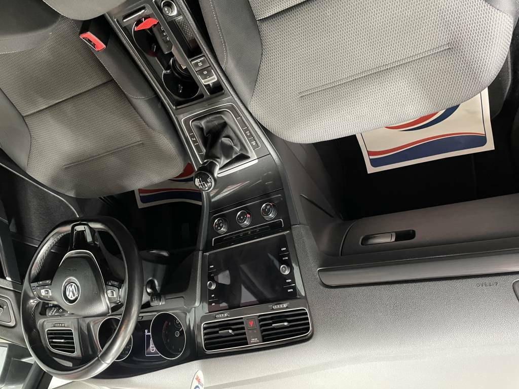 Volkswagen Golf Hatchback 1.5 Tsi Evo Match Grey #4