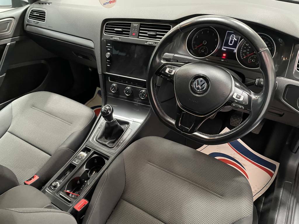 Volkswagen Golf Hatchback 1.5 Tsi Evo Match Grey #3
