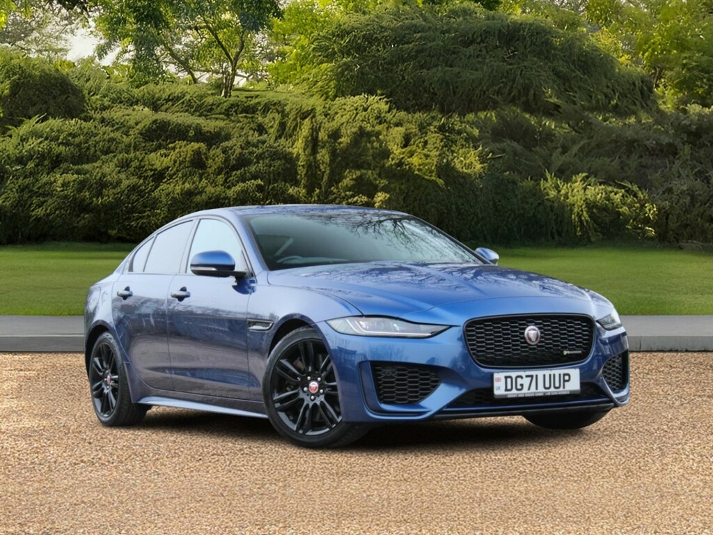 Jaguar XE 2.0 P250i R-dynamic Se Blue
