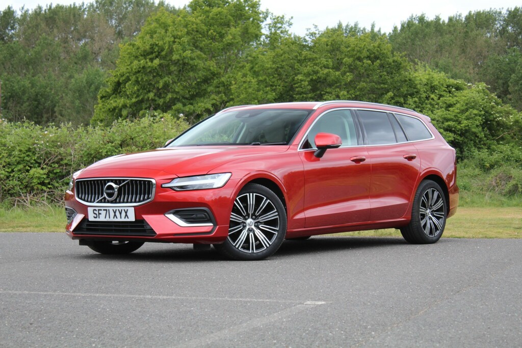 Volvo V60 2.0 Inscription B3 Fwd Red #2
