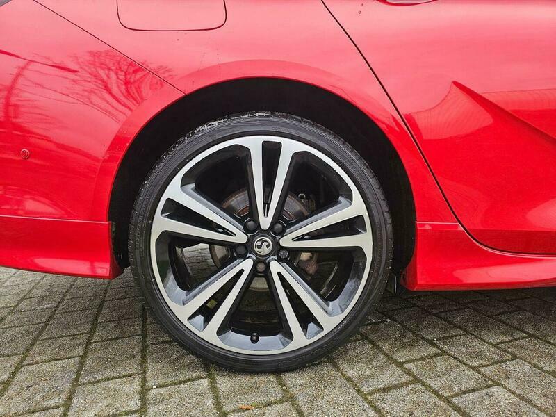 Vauxhall Insignia 2.0 Turbo D Blueinjection DE67VCU #6