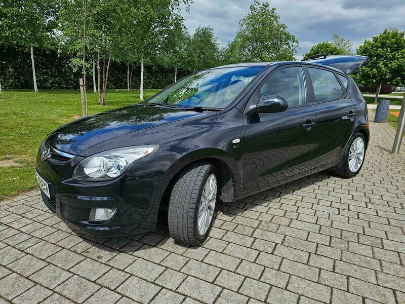Hyundai I30 1.6 Crdi Premium CY59EXN #2