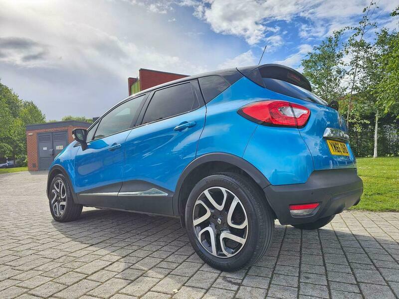 Renault Captur 1.5 Dci Energy Dynamique YM66OHD Black #2