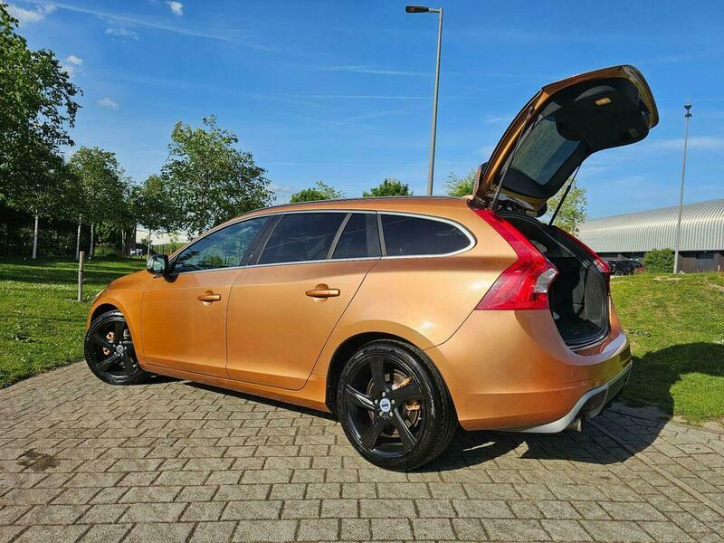 Volvo V60 2.0 D3 R-design Lux #6