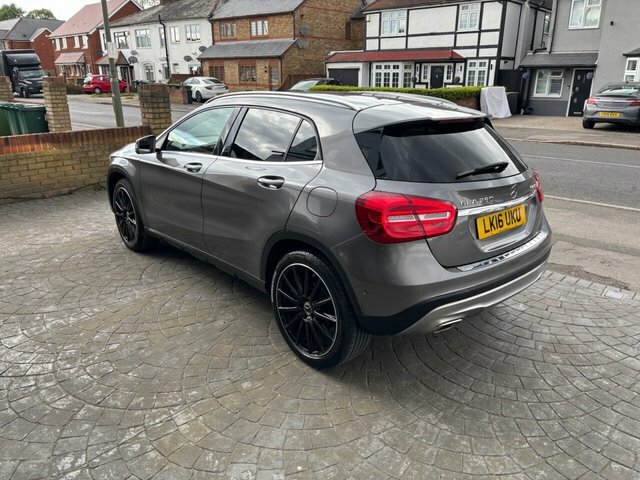 Mercedes-Benz GLA Class 2.0 Gla250 Sport Premium Suv 7G-dct 4 Grey #6