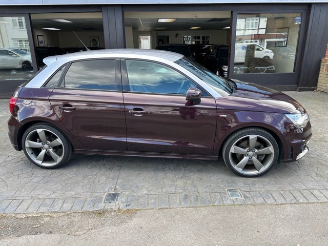 Audi A1 1.4 Tfsi Black Edition Sportback S Tron KX64NLM Red #2