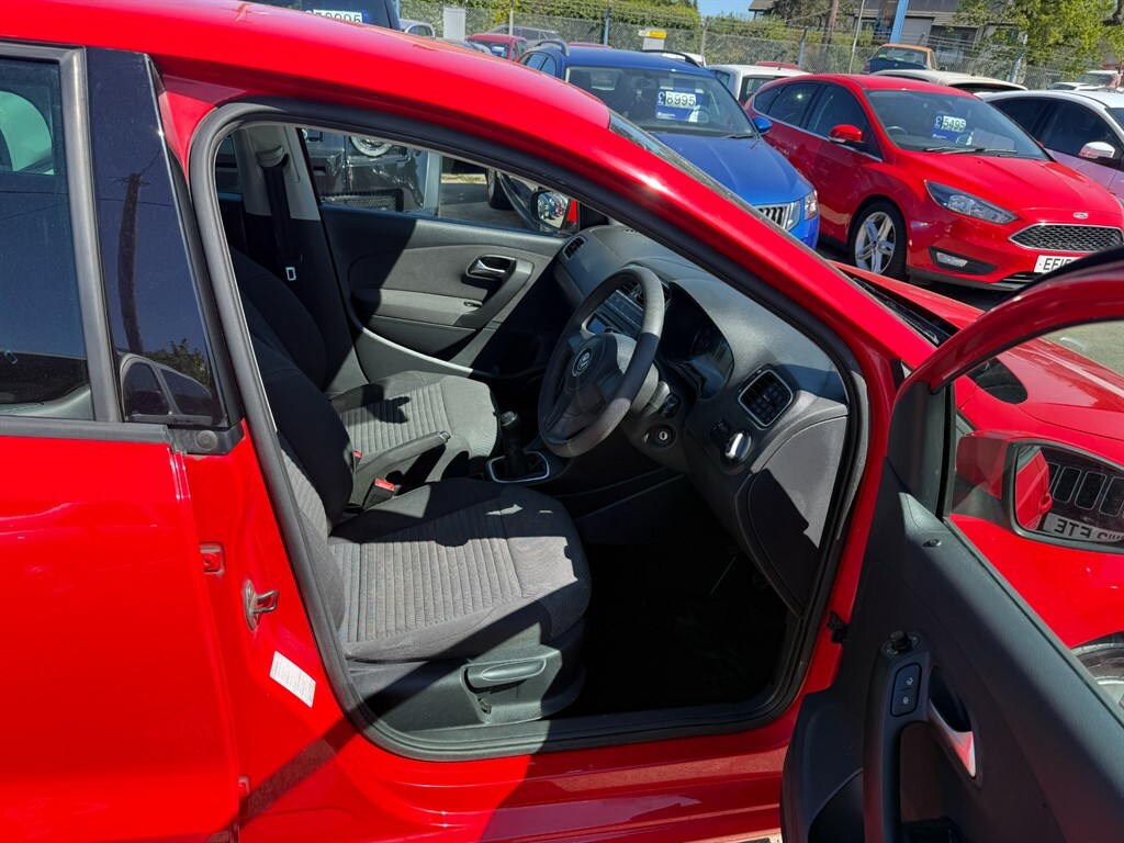 Volkswagen Polo Match Red #6