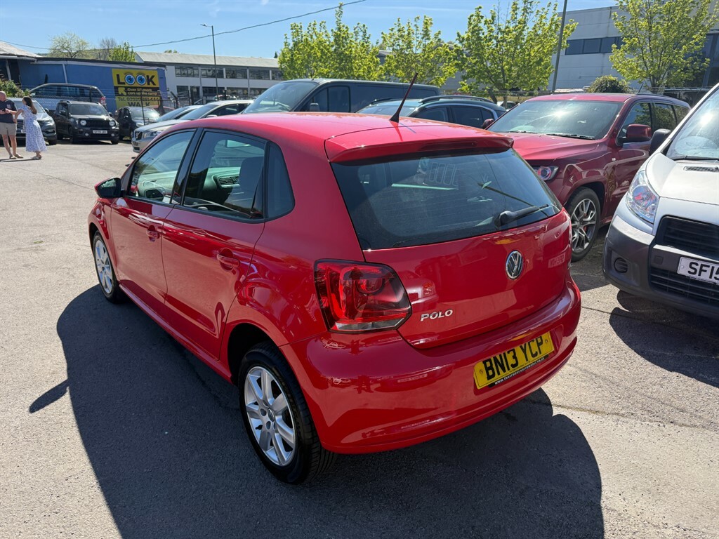 Volkswagen Polo Match Red #4