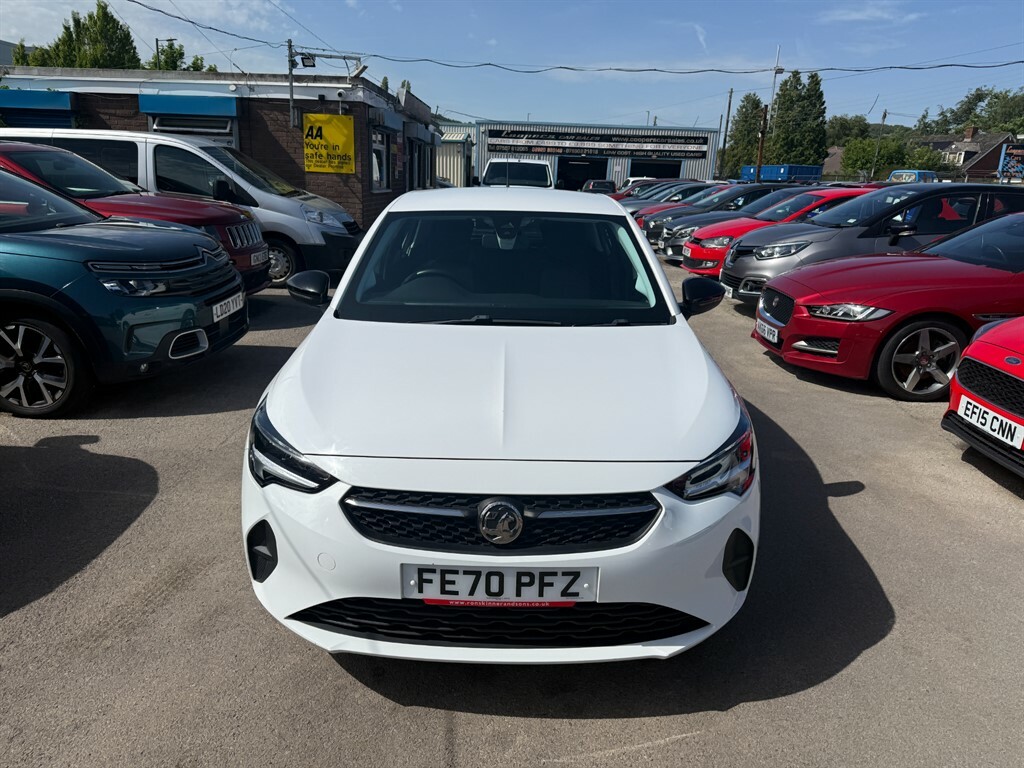 Vauxhall Corsa Se Nav White #2