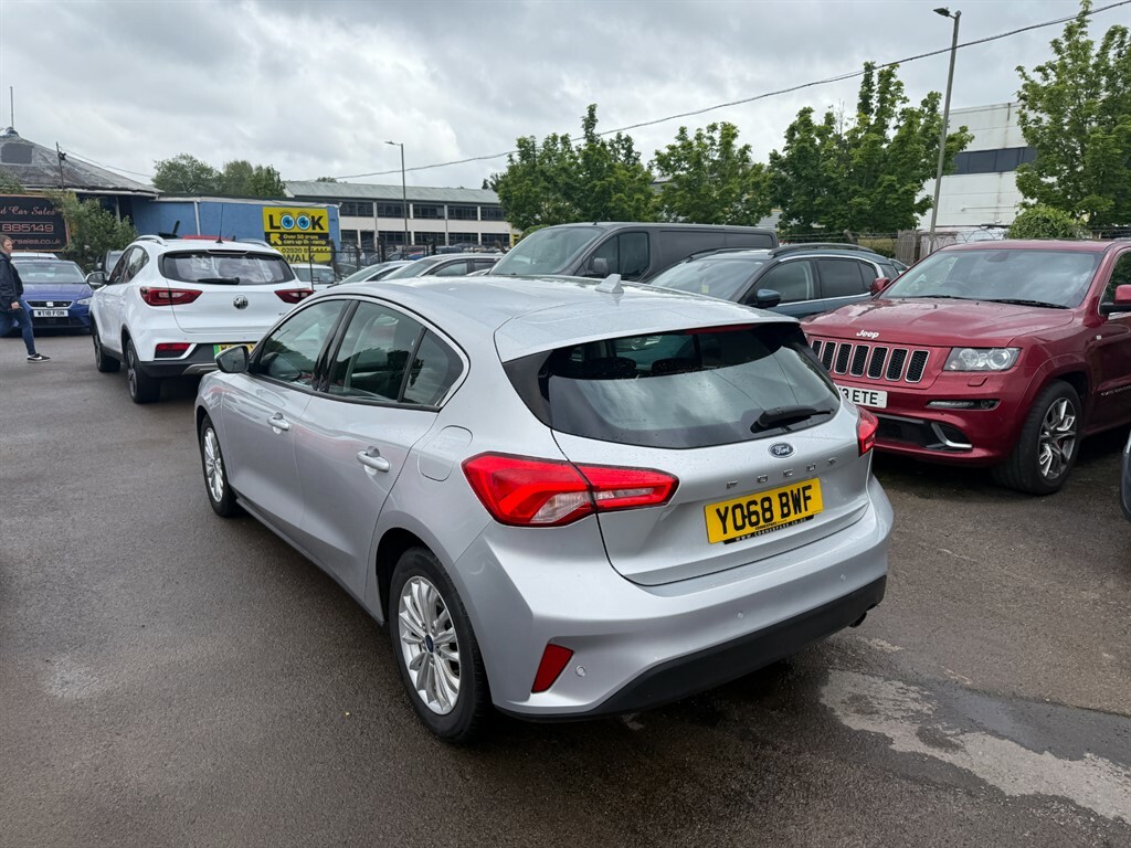 Ford Focus Titanium Silver #4