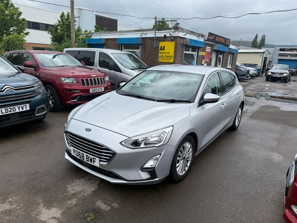 Ford Focus Titanium Silver #3
