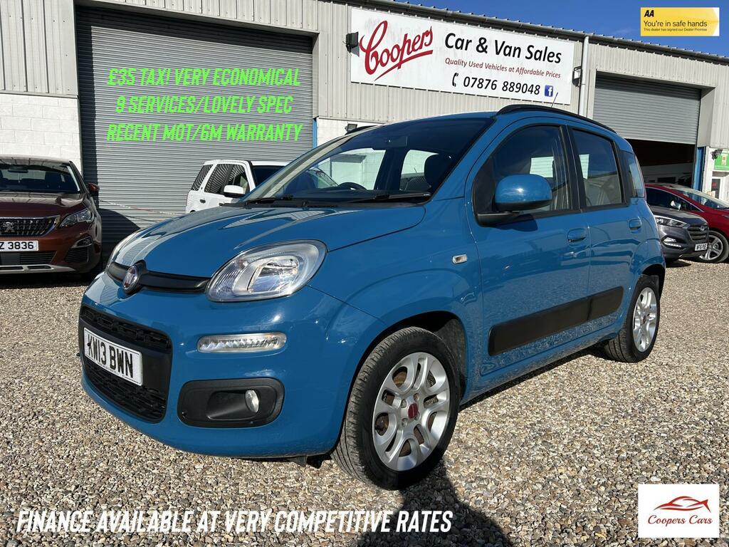 Fiat Panda 1.2 Lounge Hatchback Euro 5 69 Blue