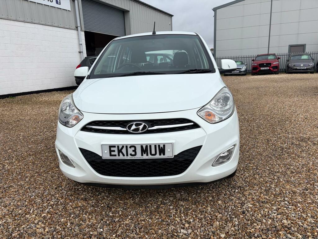 Hyundai I10 1.2 Style Hatchback Euro 5 85 B White