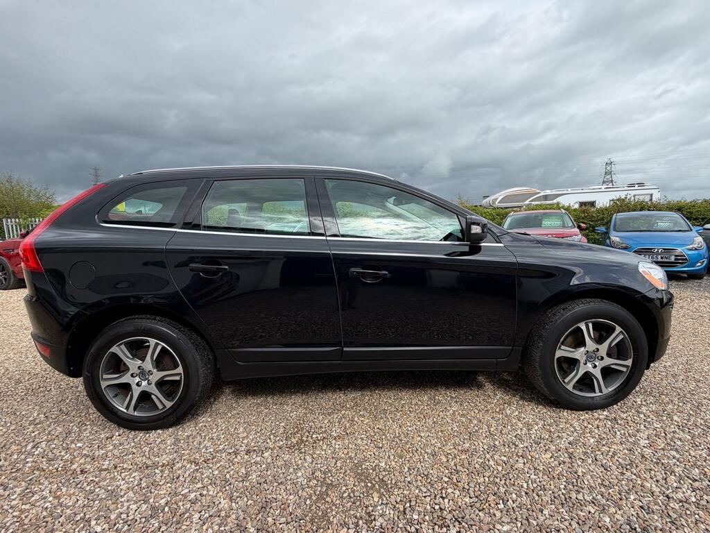 Volvo XC60 2.0 D3drive Se Lux Suv Euro 5 Black #4