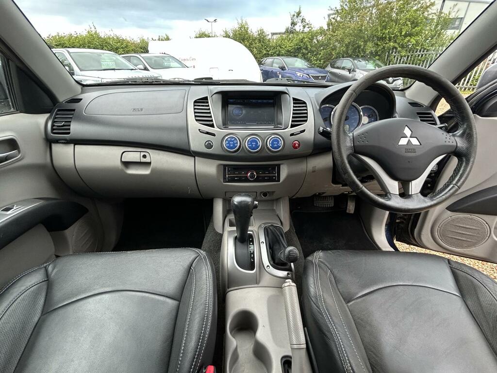 Mitsubishi L200 Double Cab Di-d Warrior II 4Wd 134Bhp Black #14