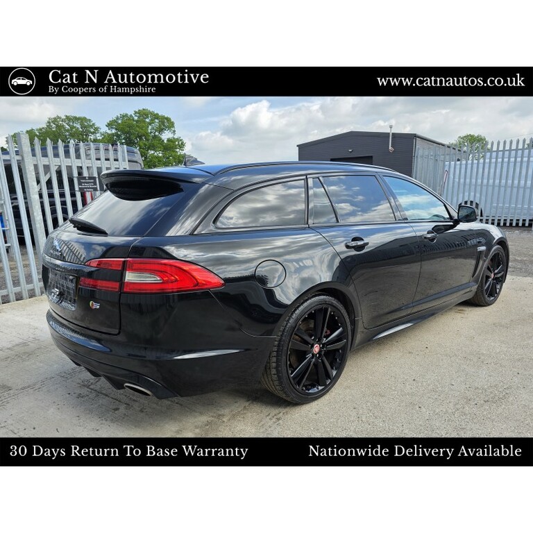 Jaguar XF Diesel Black #5