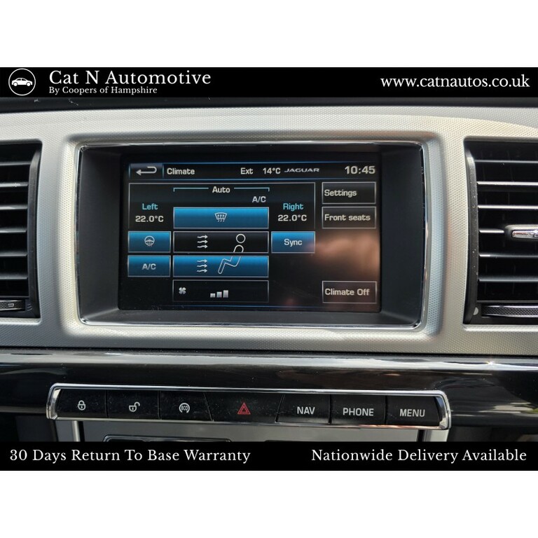 Jaguar XF Diesel Black #2
