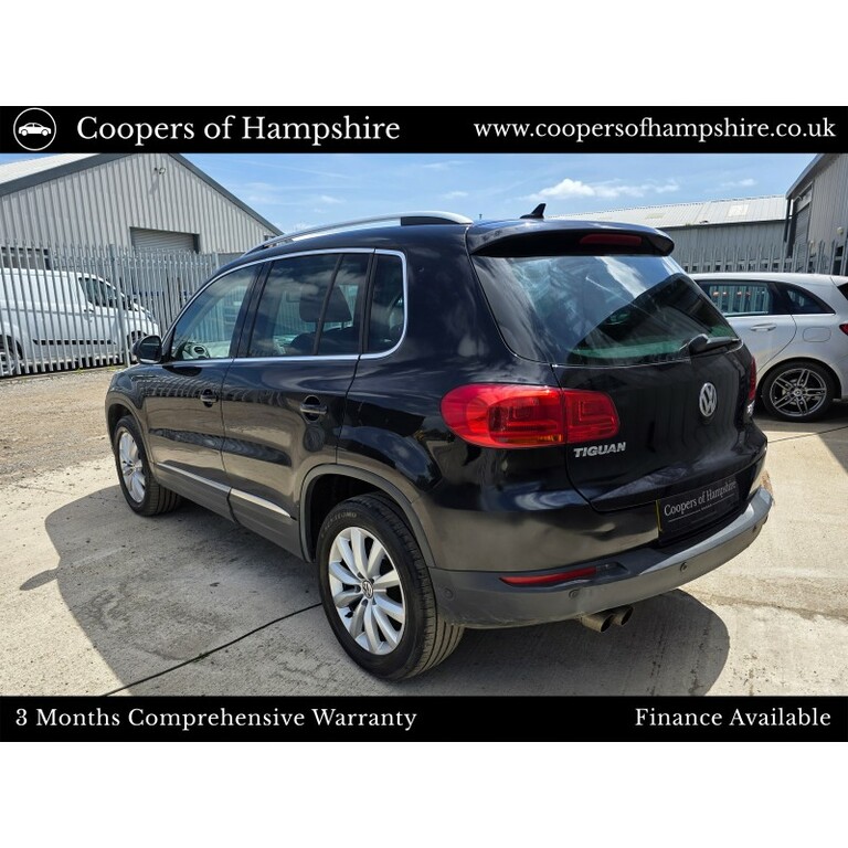 Volkswagen Tiguan Diesel  Blue #5