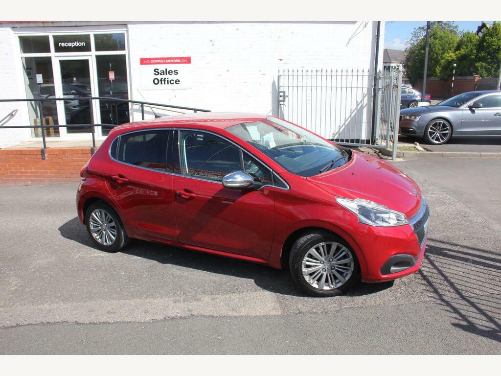 Peugeot 208 1.2 Puretech Allure Euro 6 Red