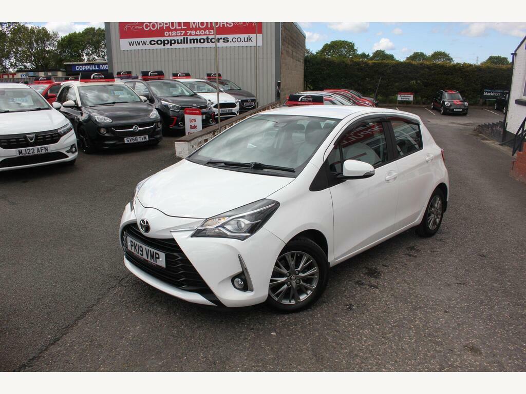 Toyota Yaris 1.5 Vvt-i Icon Cvt Euro 6 White