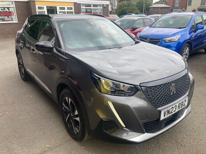 Peugeot 2008 1.2 Puretech Allure Premium Grey #2