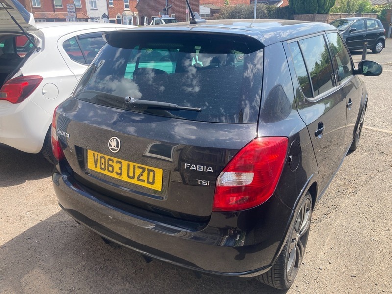 Skoda Fabia 1.2 Tsi Monte Carlo Black #5