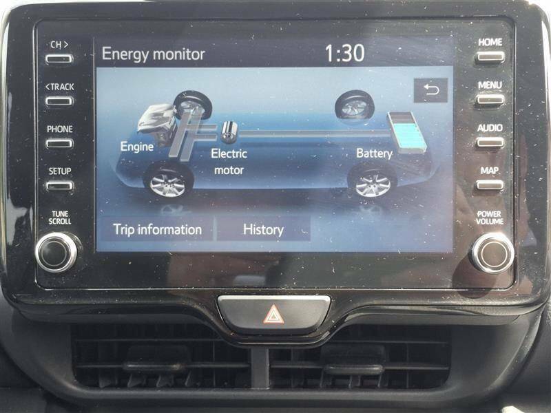 Toyota Yaris 1.5 Hybrid Design Cvt - 2022 72 FN72XDS White #4