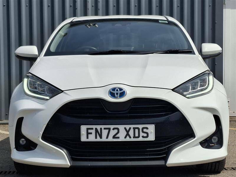 Toyota Yaris 1.5 Hybrid Design Cvt - 2022 72 FN72XDS White #5