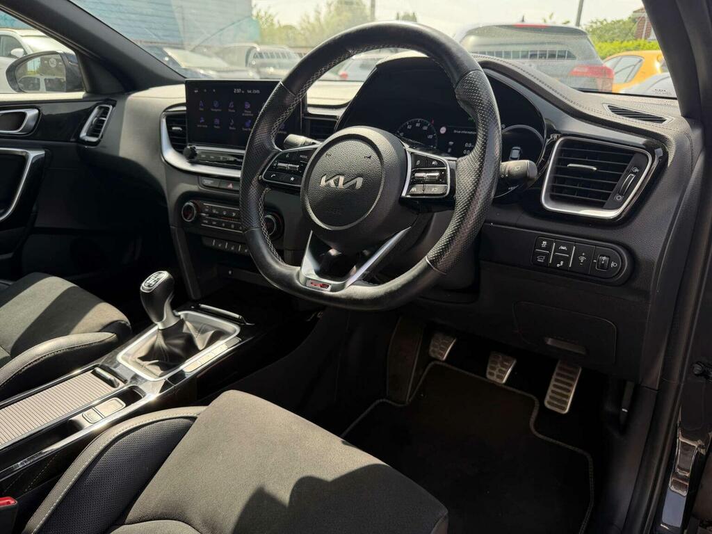 Kia Xceed Suv 1.5 T-gdi Gt-line S Euro 6 Ss 202323 HJ23ZHN Black #3