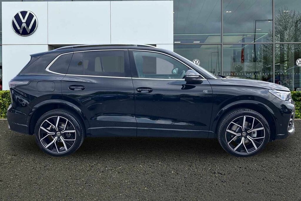 Volkswagen Tiguan 1.5 Tsi 272 Ehybrid R-line Dsg PL75AAZ Black #4