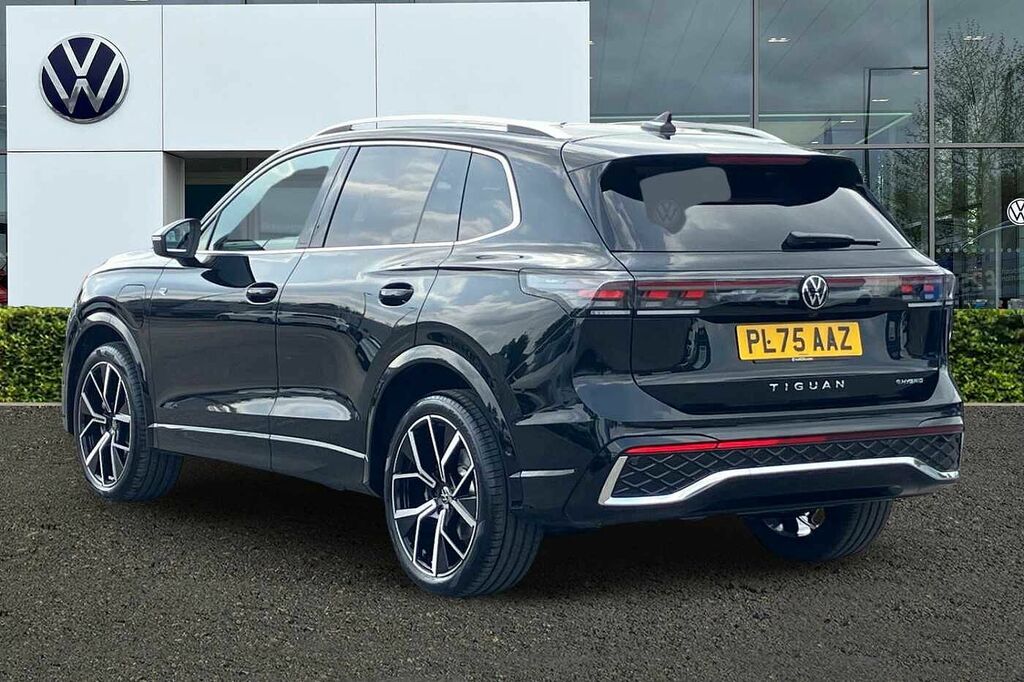 Volkswagen Tiguan 1.5 Tsi 272 Ehybrid R-line Dsg PL75AAZ Black #3
