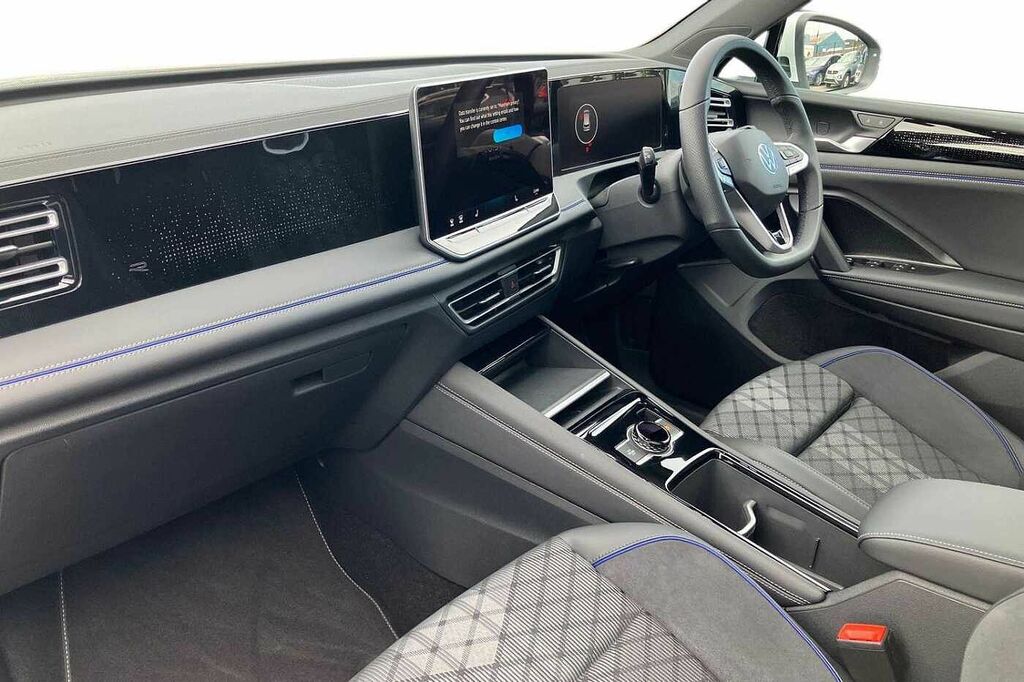 Volkswagen Tiguan 1.5 Etsi 150 R-line Dsg PN75ONJ White #2