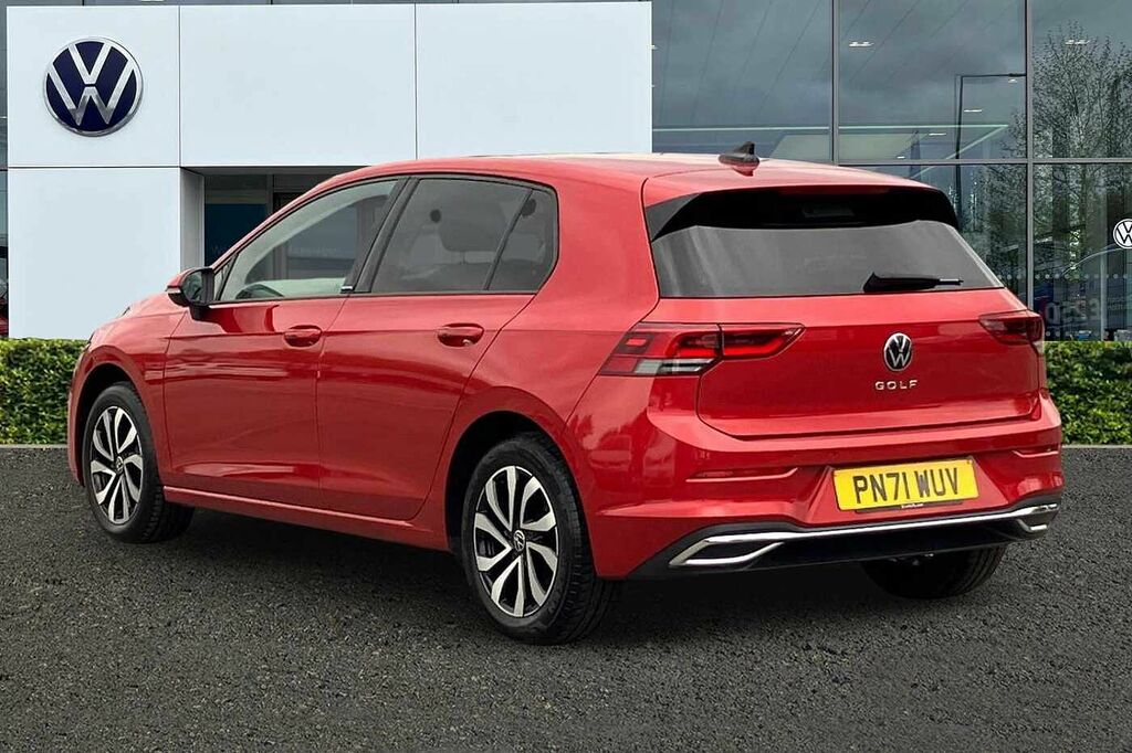 Volkswagen Golf 1.0 Tsi Active PN71WUV Red #3