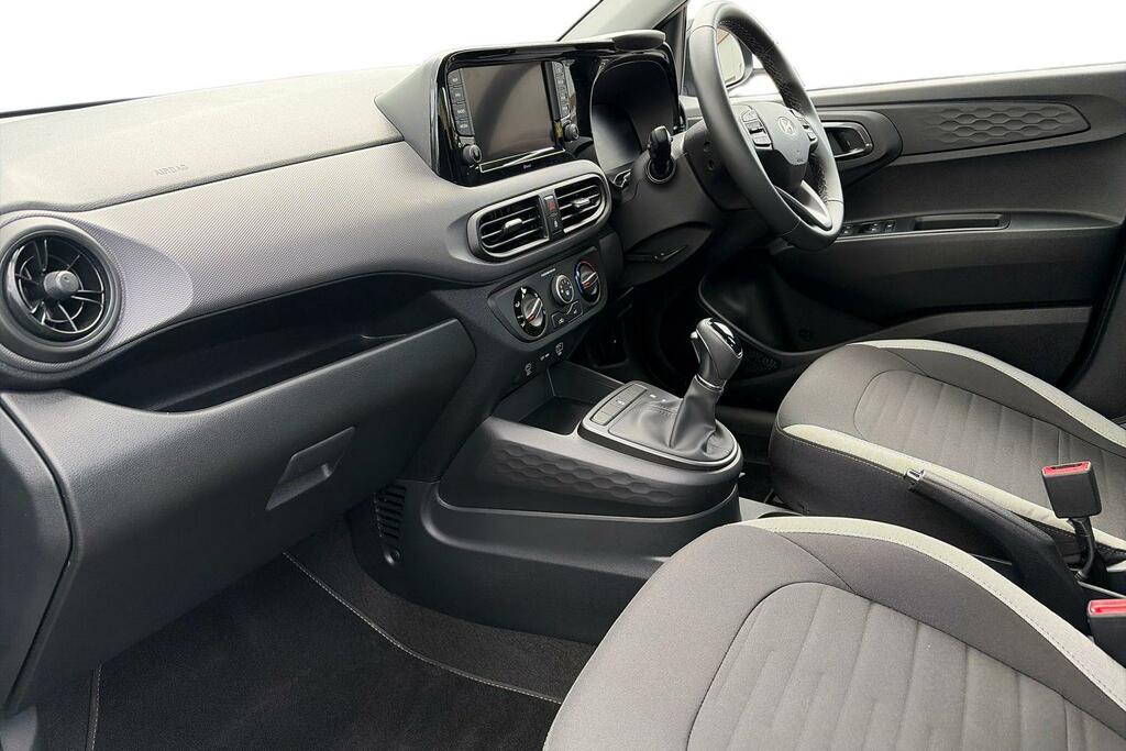 Hyundai I10 Advance DG75BHV Black #2