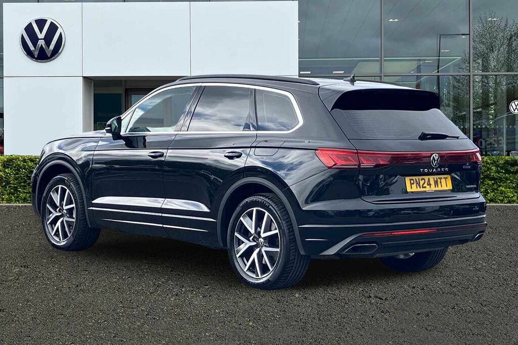 Volkswagen Touareg 3.0 Tsi Ehybrid 4Motion Elegance Tip PN24WTT Black #3