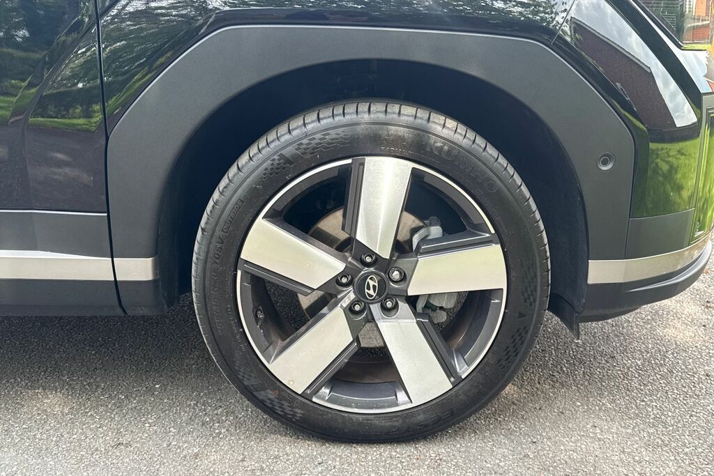 Hyundai Santa Fe Ultimate DC75CSU Black #5