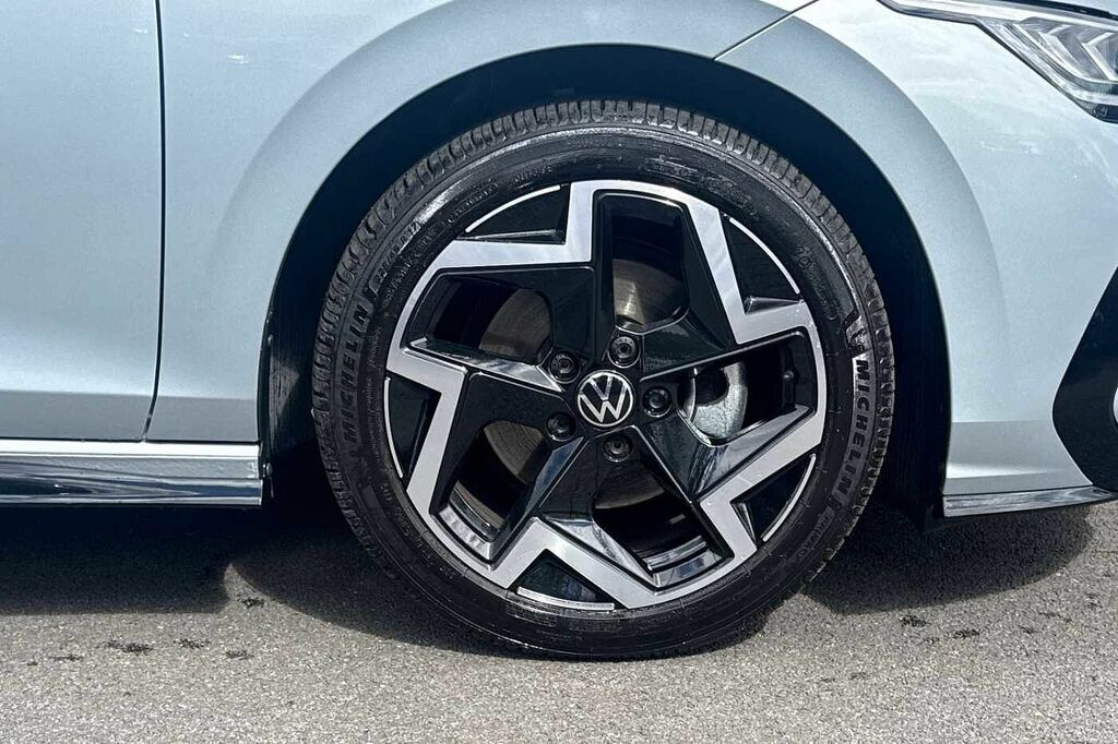 Volkswagen Golf 1.5 Etsi 150 R-line Dsg GJ75FFG Silver #5