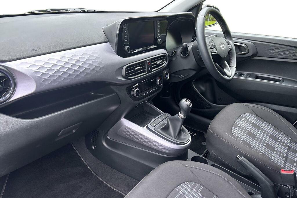 Hyundai I10 Premium DY25UJT White #2