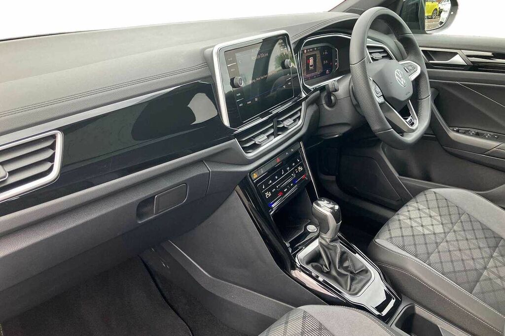 Volkswagen T-Roc 2.0 Tdi 150 Evo R-line Dsg DC25UBP Black #2