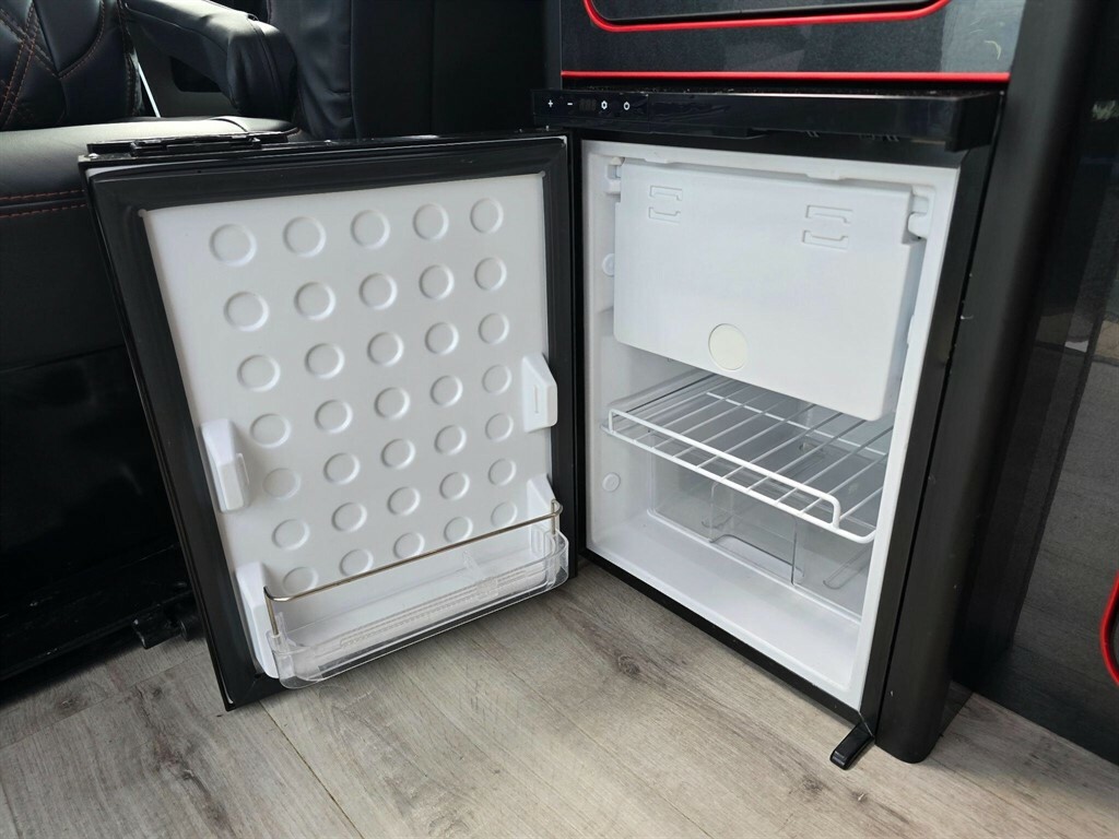 Volkswagen Campervan Campervan 201919 #33