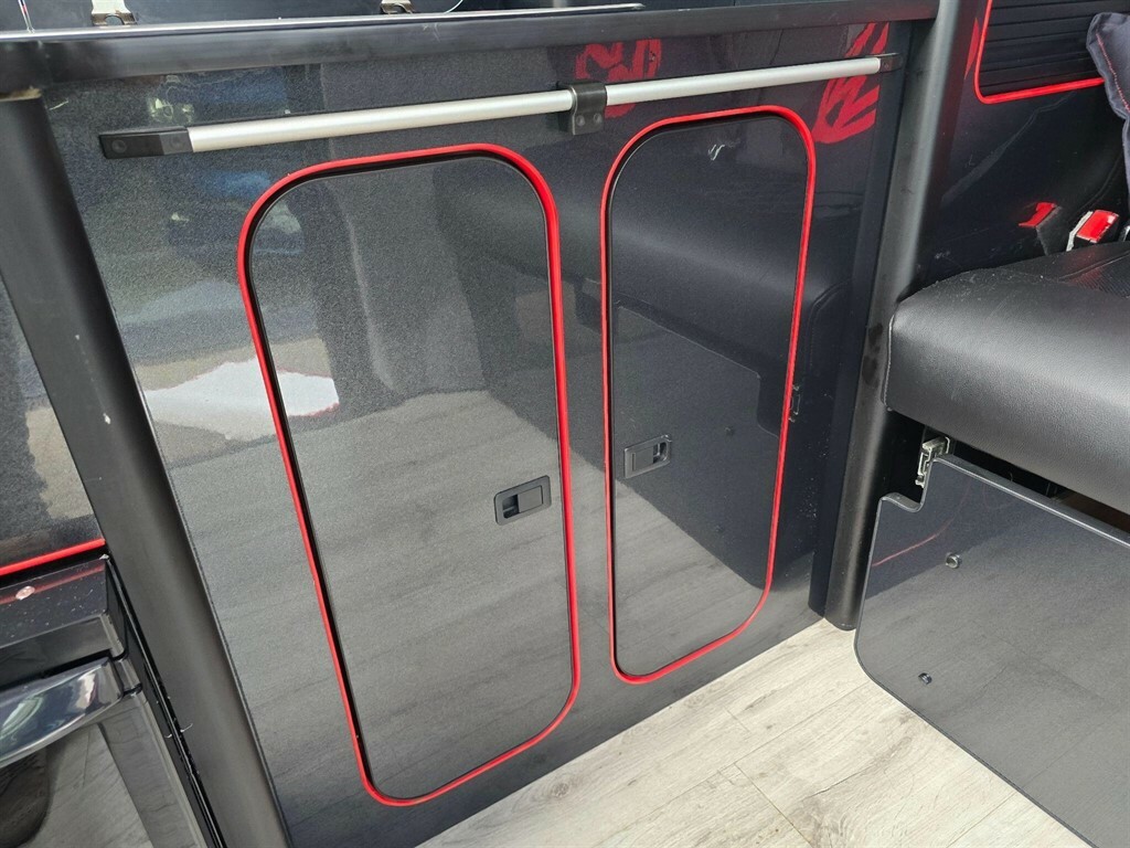 Volkswagen Campervan Campervan 201919 #17
