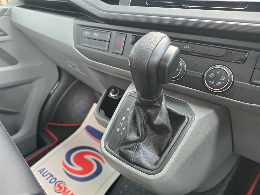 Volkswagen Campervan Campervan 201919 #46