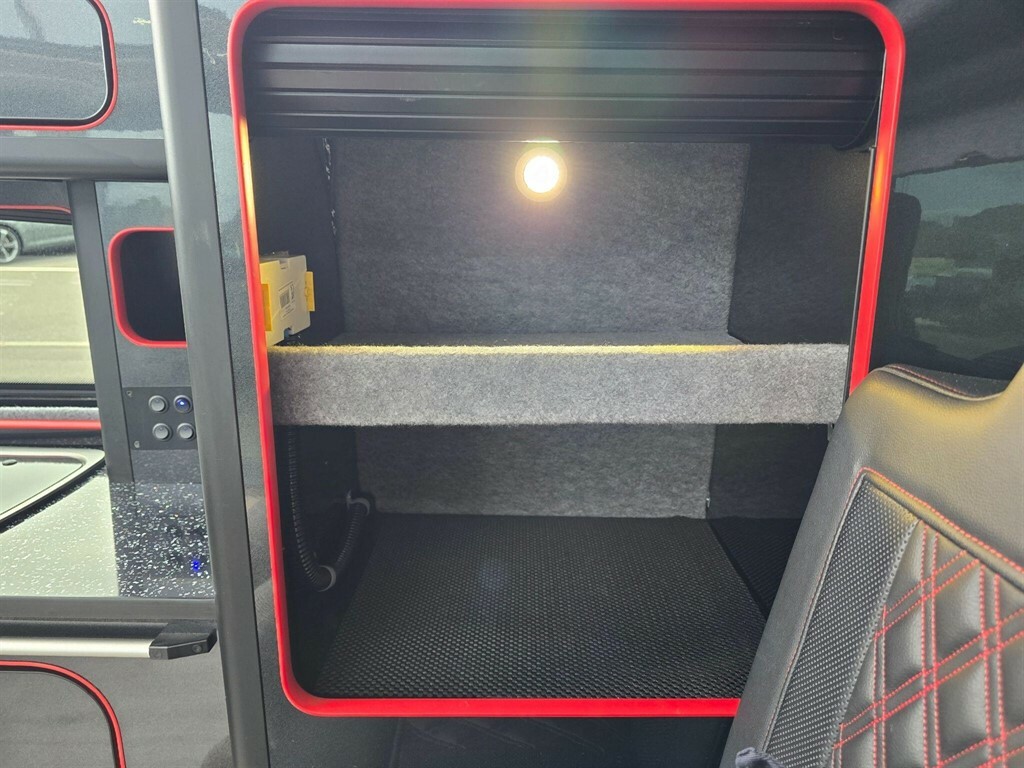Volkswagen Campervan Campervan 201919 #35