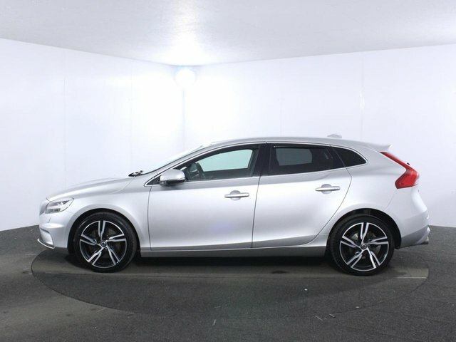Volvo V40 1.5 T3 Gpf R-design Pro Hatchback WA68KDN Silver #4