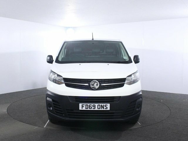 Vauxhall Vivaro 2.0 Turbo D 3100 Edition Panel Van Manu Yellow #2