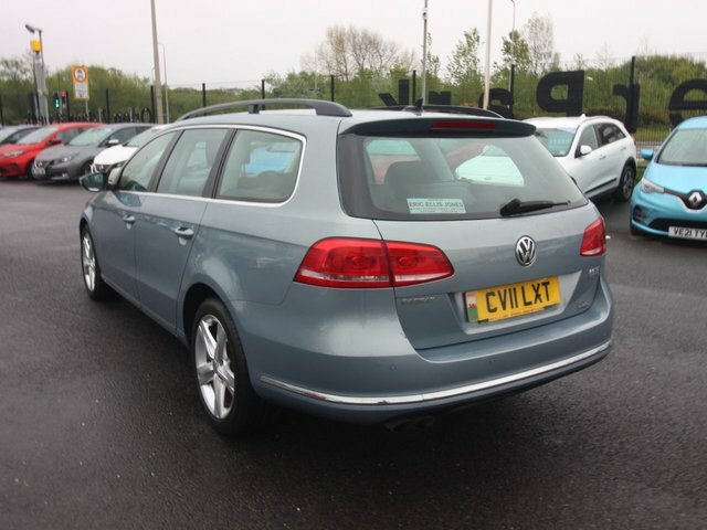 Volkswagen Passat 2.0 Tdi Bluemotion Tech Se Estate Manua Grey #5