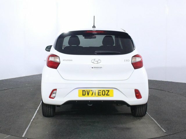 Hyundai I10 1.0 Premium Hatchback Euro 6 S DV71EOZ White #6