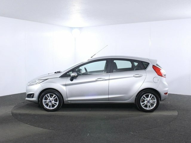 Ford Fiesta 1.0T Ecoboost Zetec Hatchback Eu WU17UNX Silver #4
